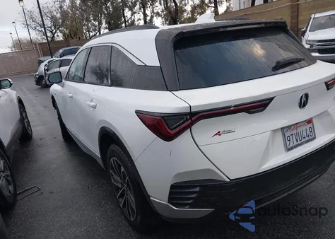 2024 Acura Zdx A-Spec z USA, uszkodzony, nr VIN 4W5KHNRL4RZ518443